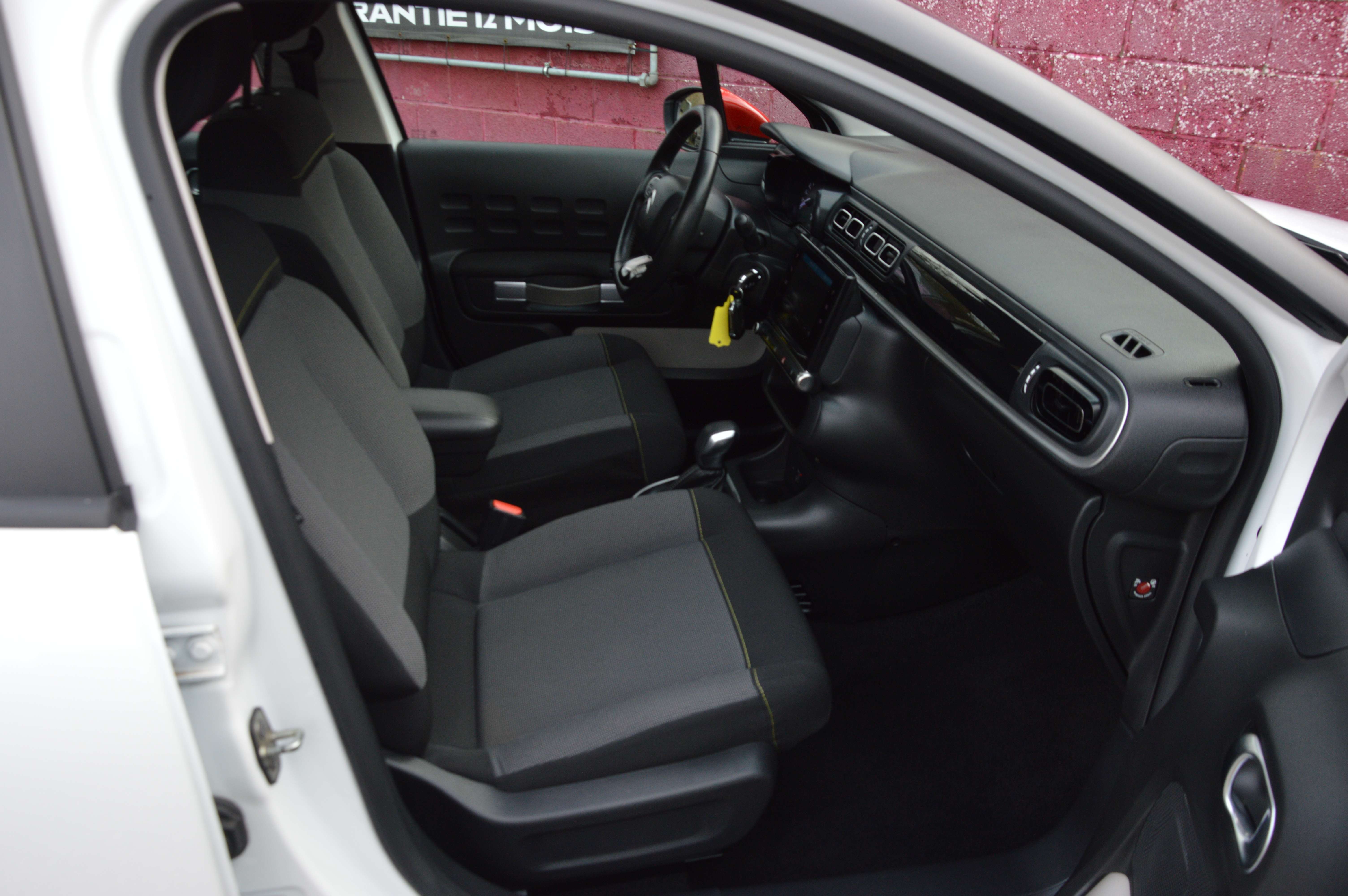 Citroen C3 1.2PureTech Shine BOITE AUT NAV SENS AR 42.208KM