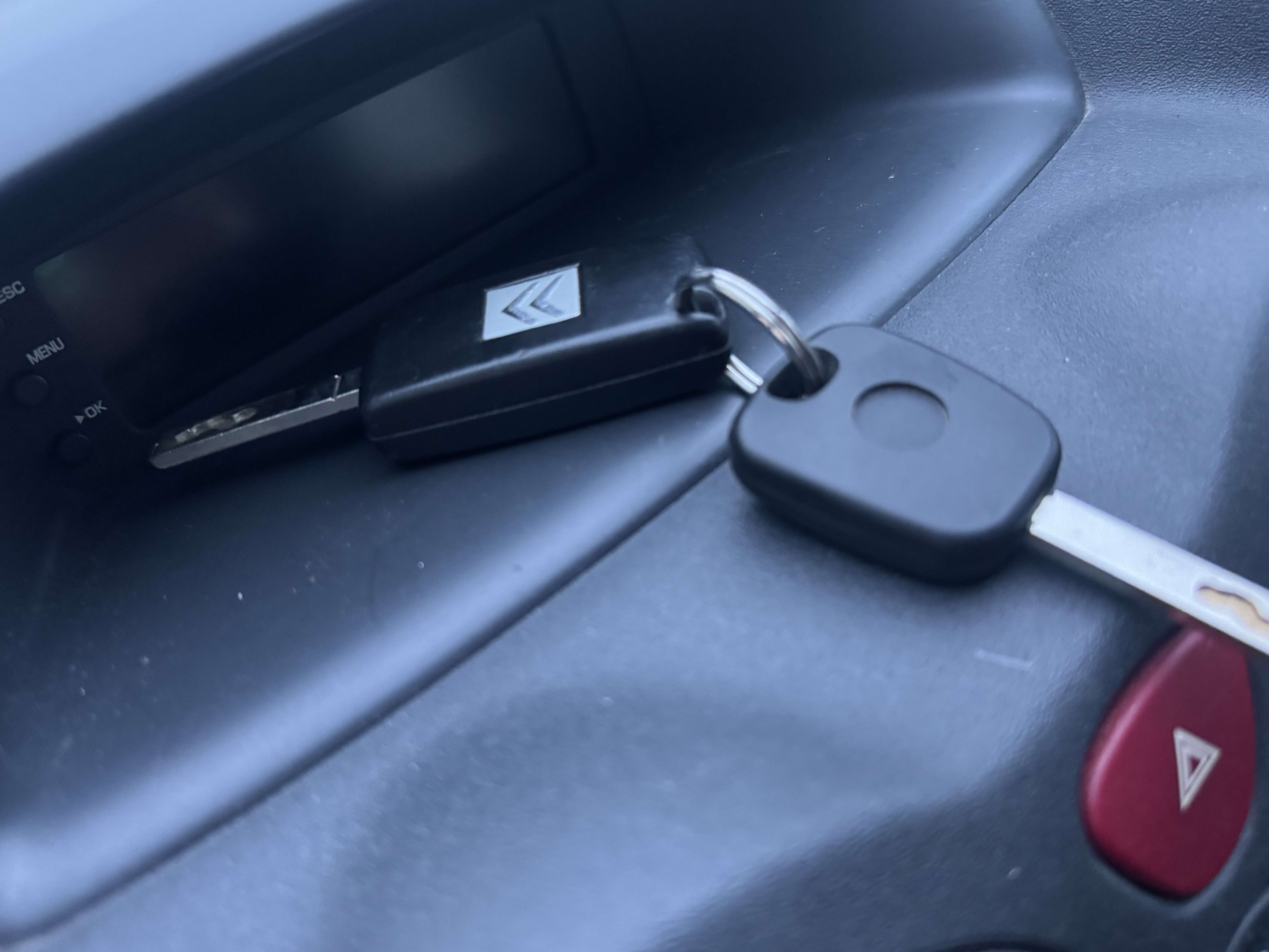 Citroen C3 1.1i Garantie 1 An ‼️