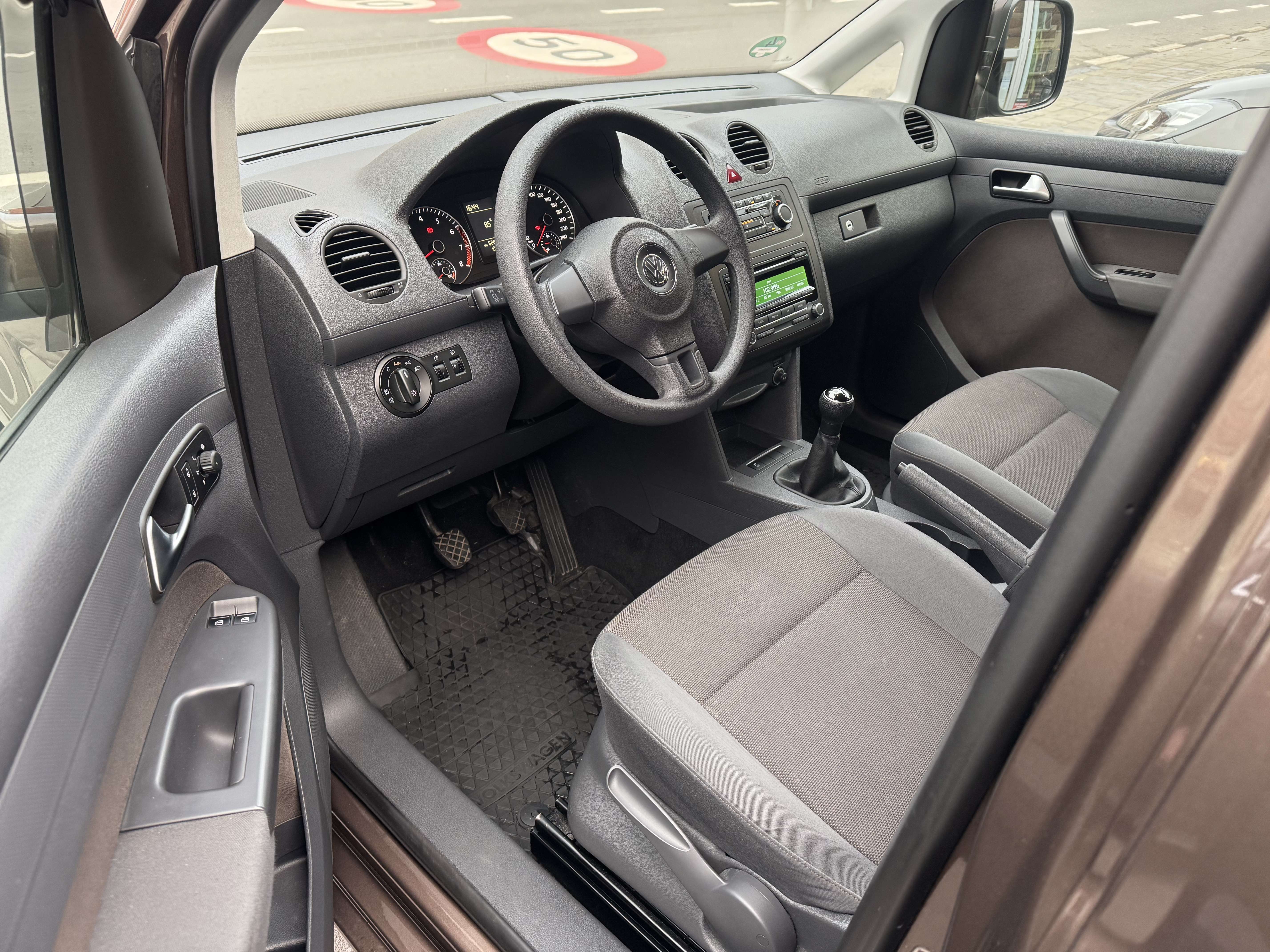 Volkswagen Caddy Life 1.2 TSI Highline 5place Airco Attache Remq