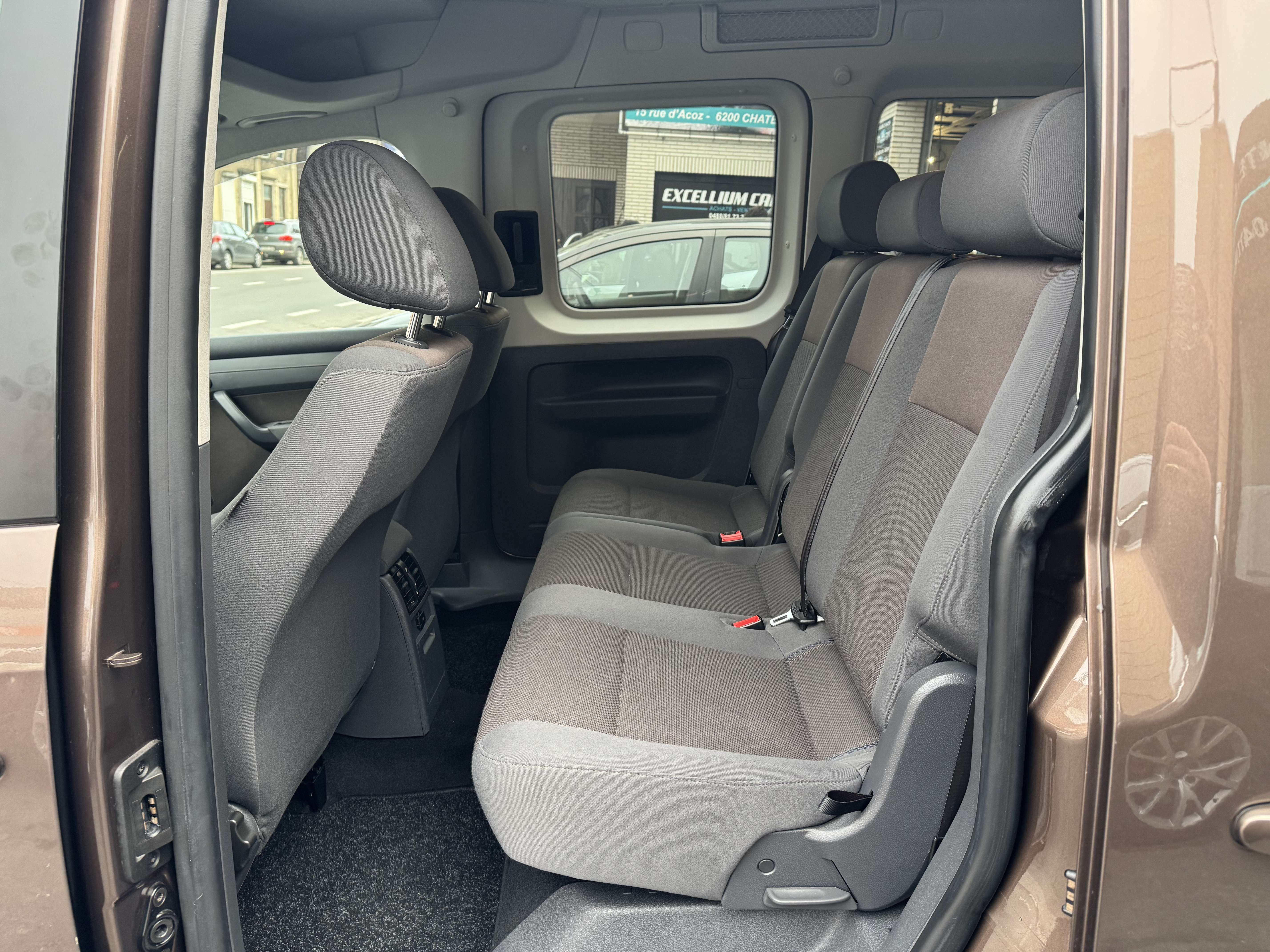 Volkswagen Caddy Life 1.2 TSI Highline 5place Airco Attache Remq