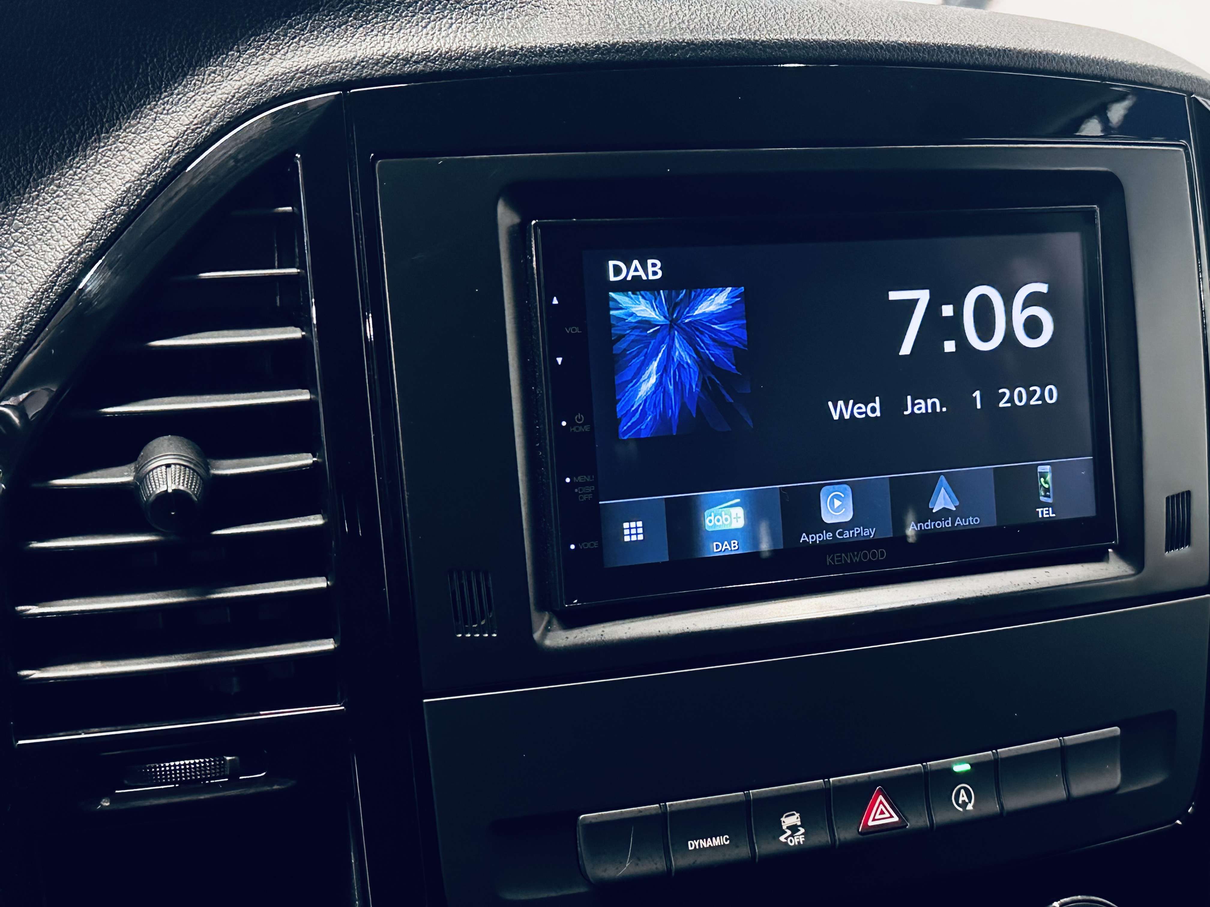 Mercedes-Benz Vito 2.0d 114cdi BOITE AUTO 3PLACES 136CV CARPLAY LIM