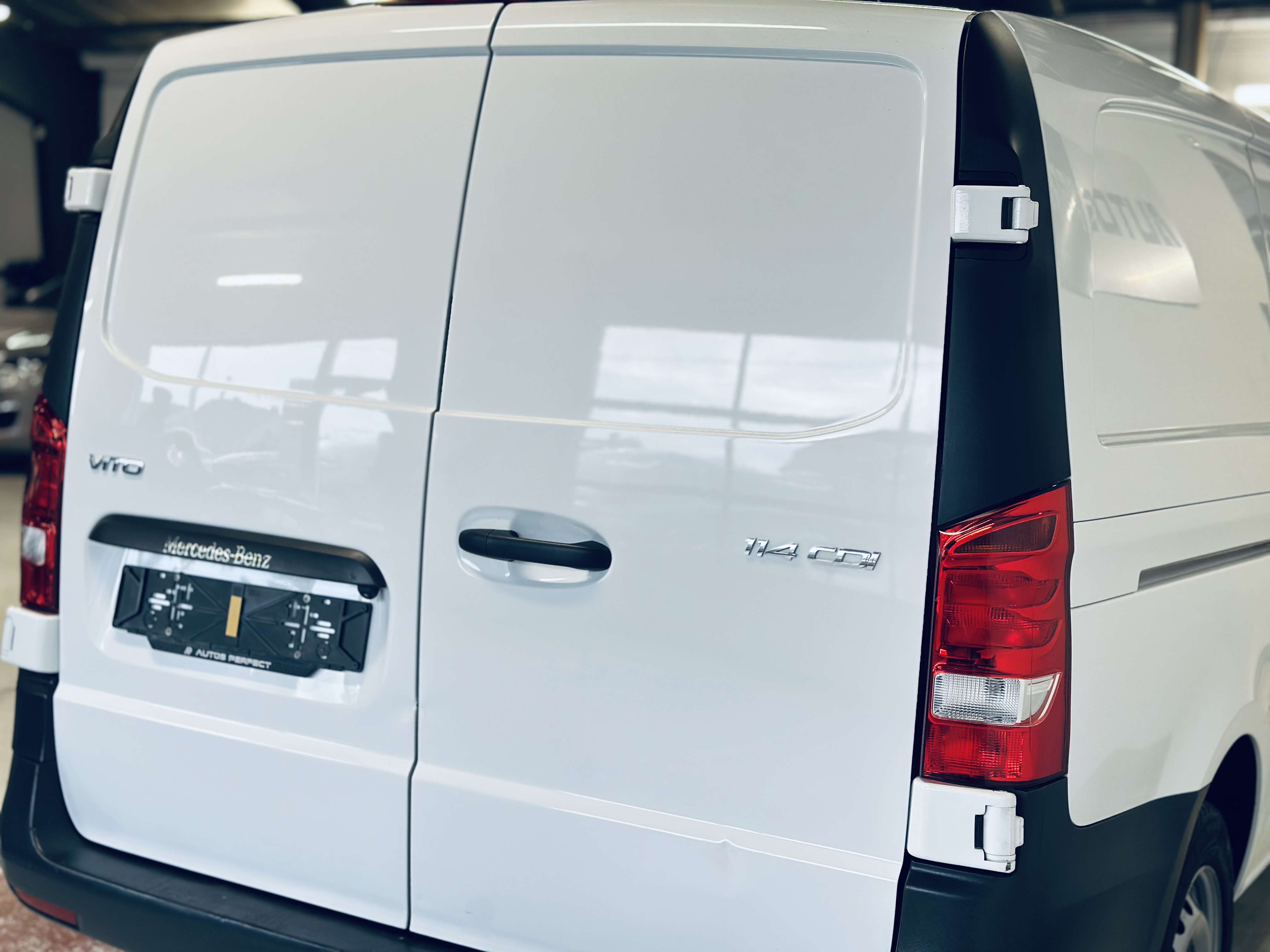 Mercedes-Benz Vito 2.0d 114cdi BOITE AUTO 3PLACES 136CV CARPLAY LIM