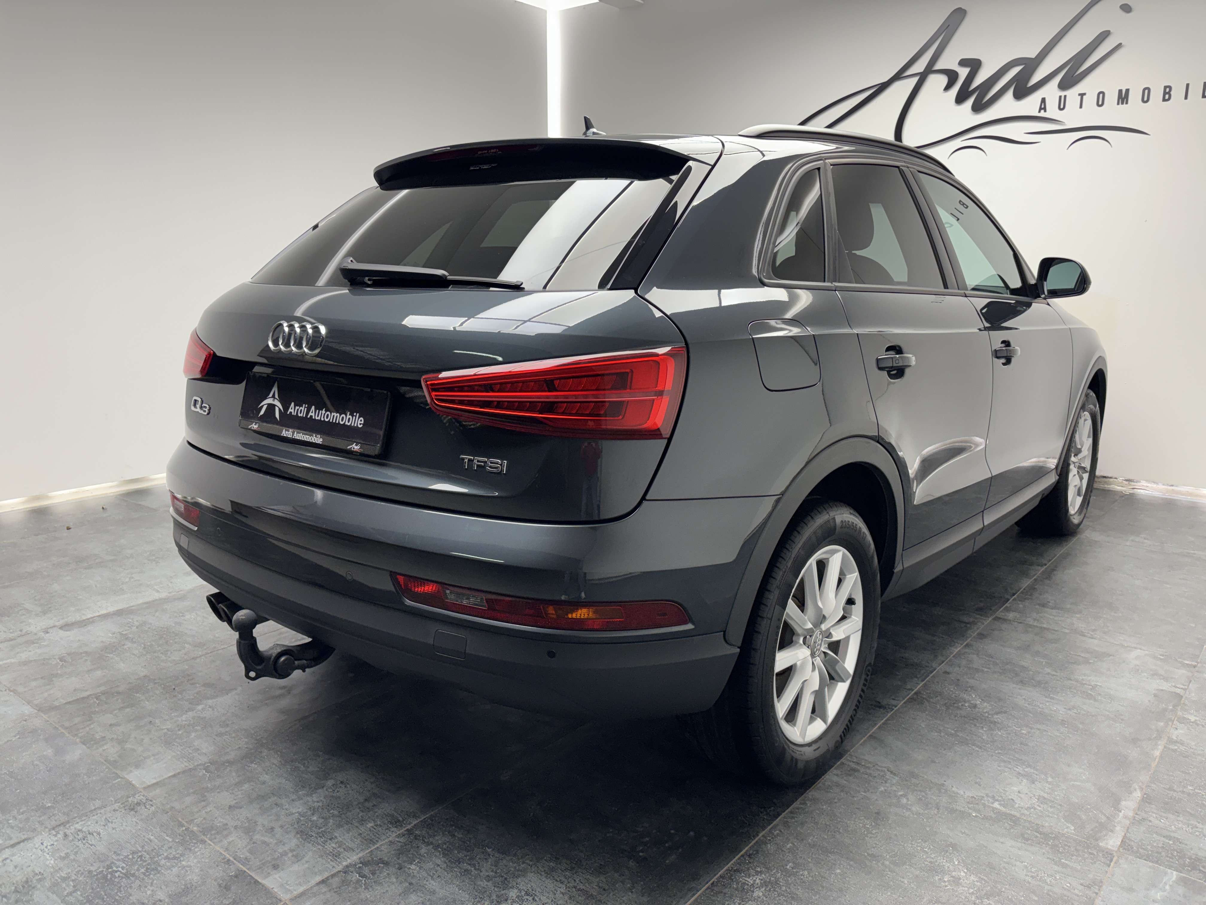Audi Q3 1.4 TFSI *SIEGE CHAUF*XENON*1ER PROPRIO*GARANTIE*