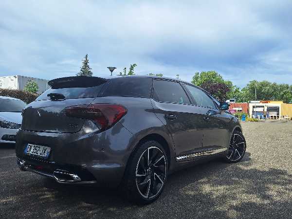 Ds 5 (2) 2.0 BLUEHDI 180 S&amp;S PERFORMANCE LINE AUTOMATIQUE
