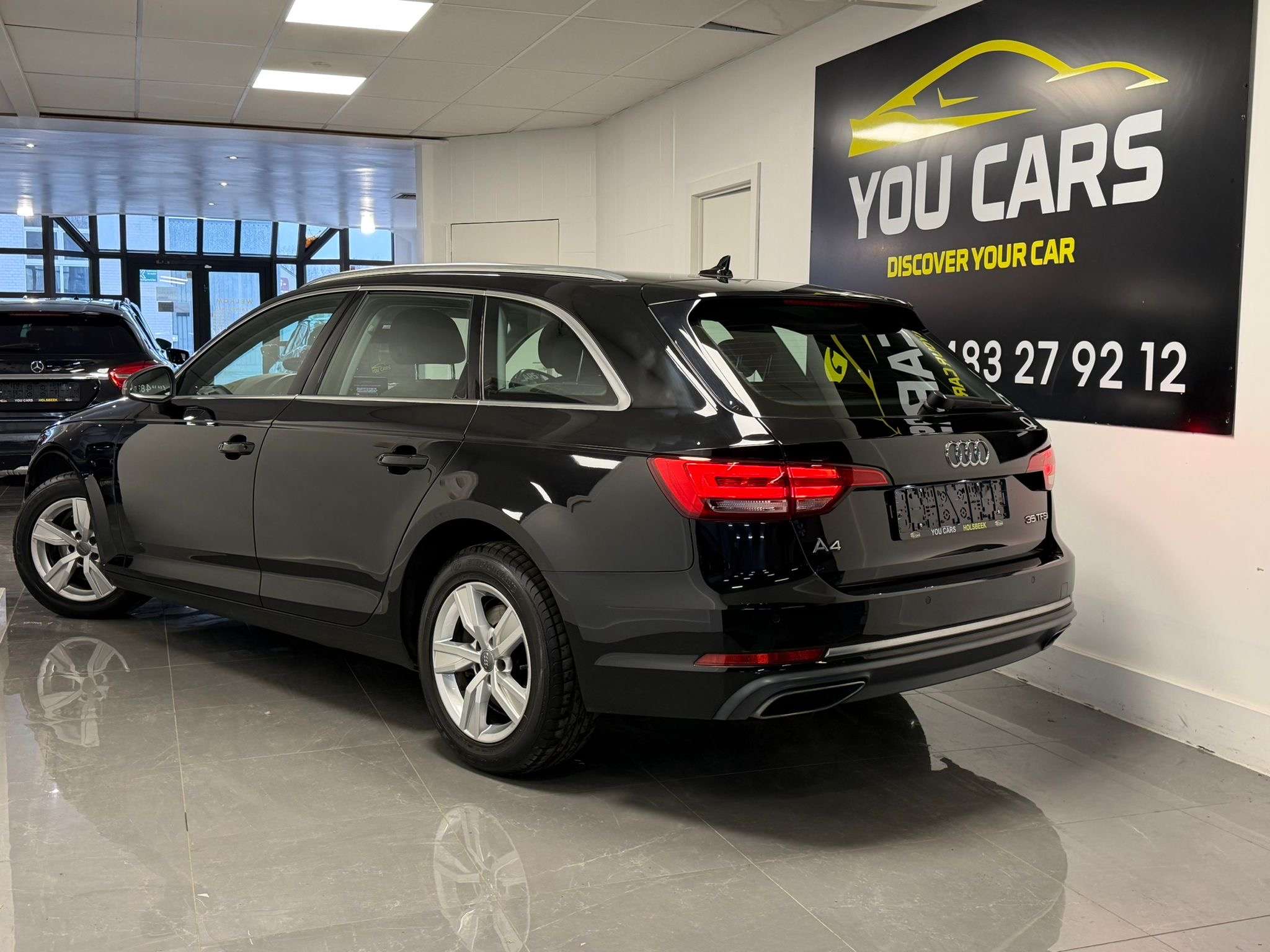 Audi A4 Avant 35 TFSI Design S tronic 1 Jaar Garantie
