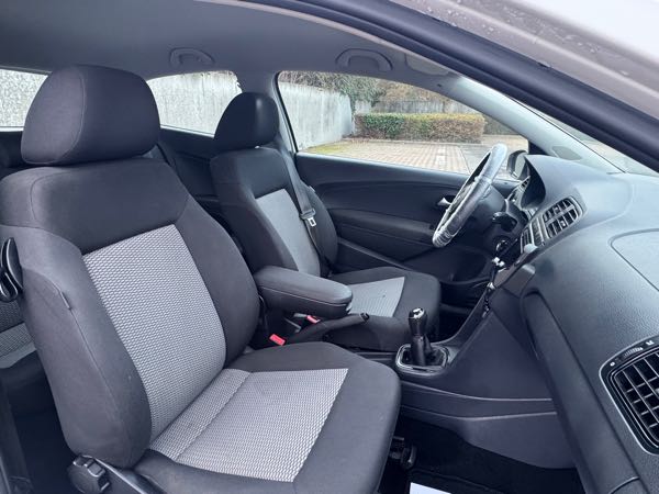 Volkswagen Polo V 1.6 TDI 90 CR FAP BLUEMOTION TECHNOLOGY CONFORTLINE 3P