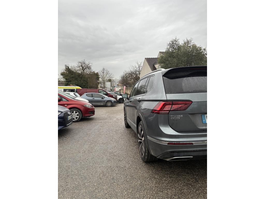 Volkswagen Tiguan Allspace 1.5 TSI Evo - 150 BV DSG 7 2017 Carat PHASE 1