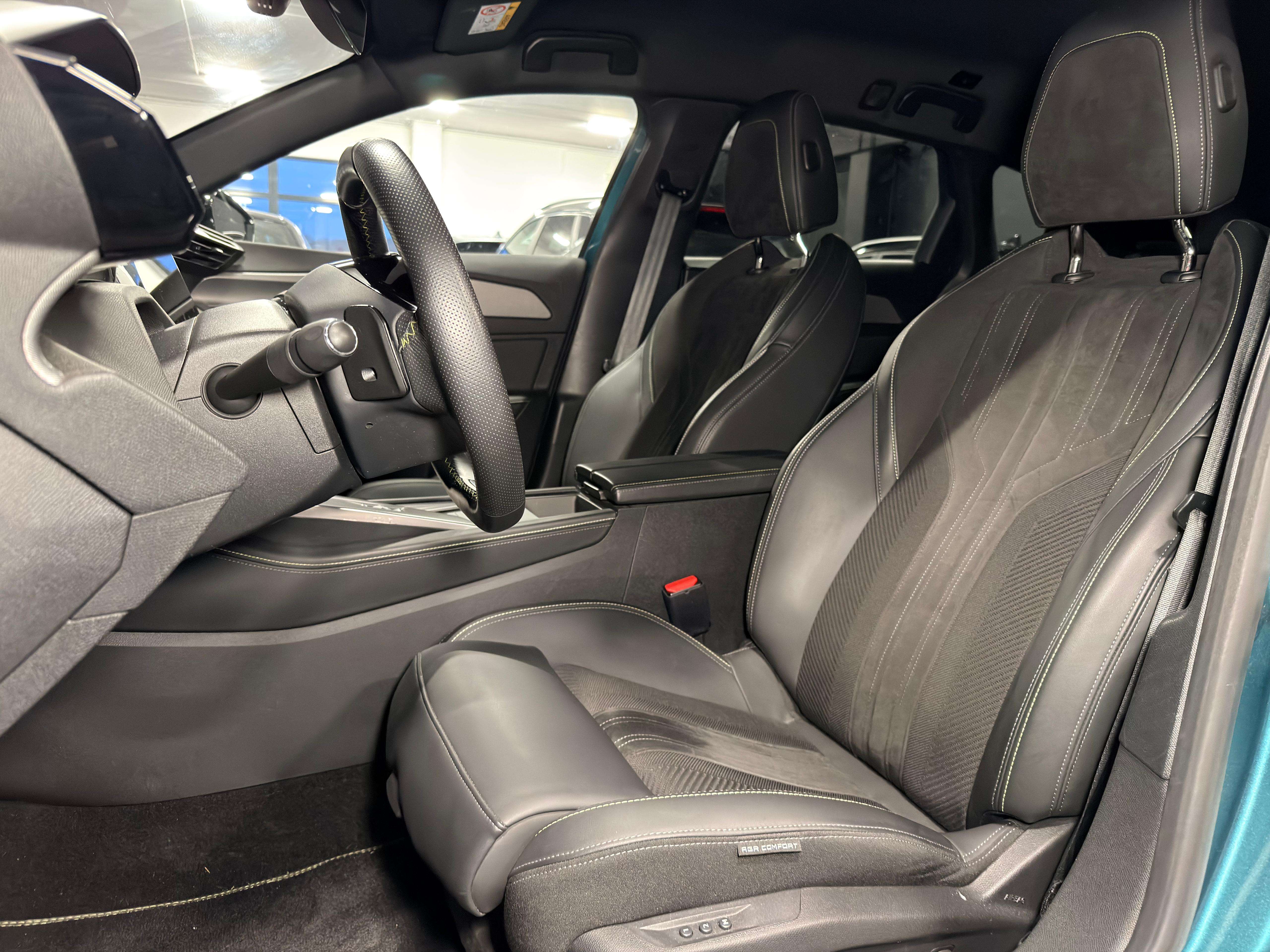 Peugeot 308 SW 1.5 BlueHDi GT S — Caméra 360 — Toit ouvrant — Sièges massants