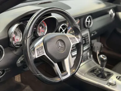 Mercedes-Benz SLK 200 i * TOIT PANO * GPS * CAMERA * SIEGE CH * RADAR