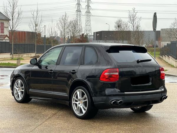 Porsche Cayenne (2) 4.8 V8 405 GTS TIPTRONIC S