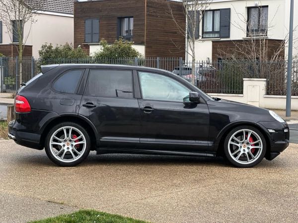 Porsche Cayenne (2) 4.8 V8 405 GTS TIPTRONIC S