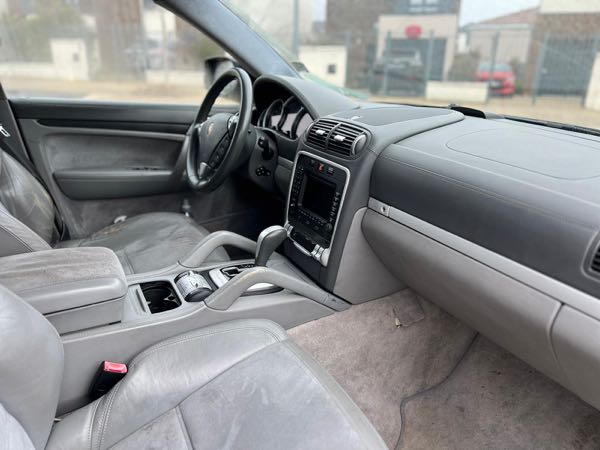 Porsche Cayenne (2) 4.8 V8 405 GTS TIPTRONIC S