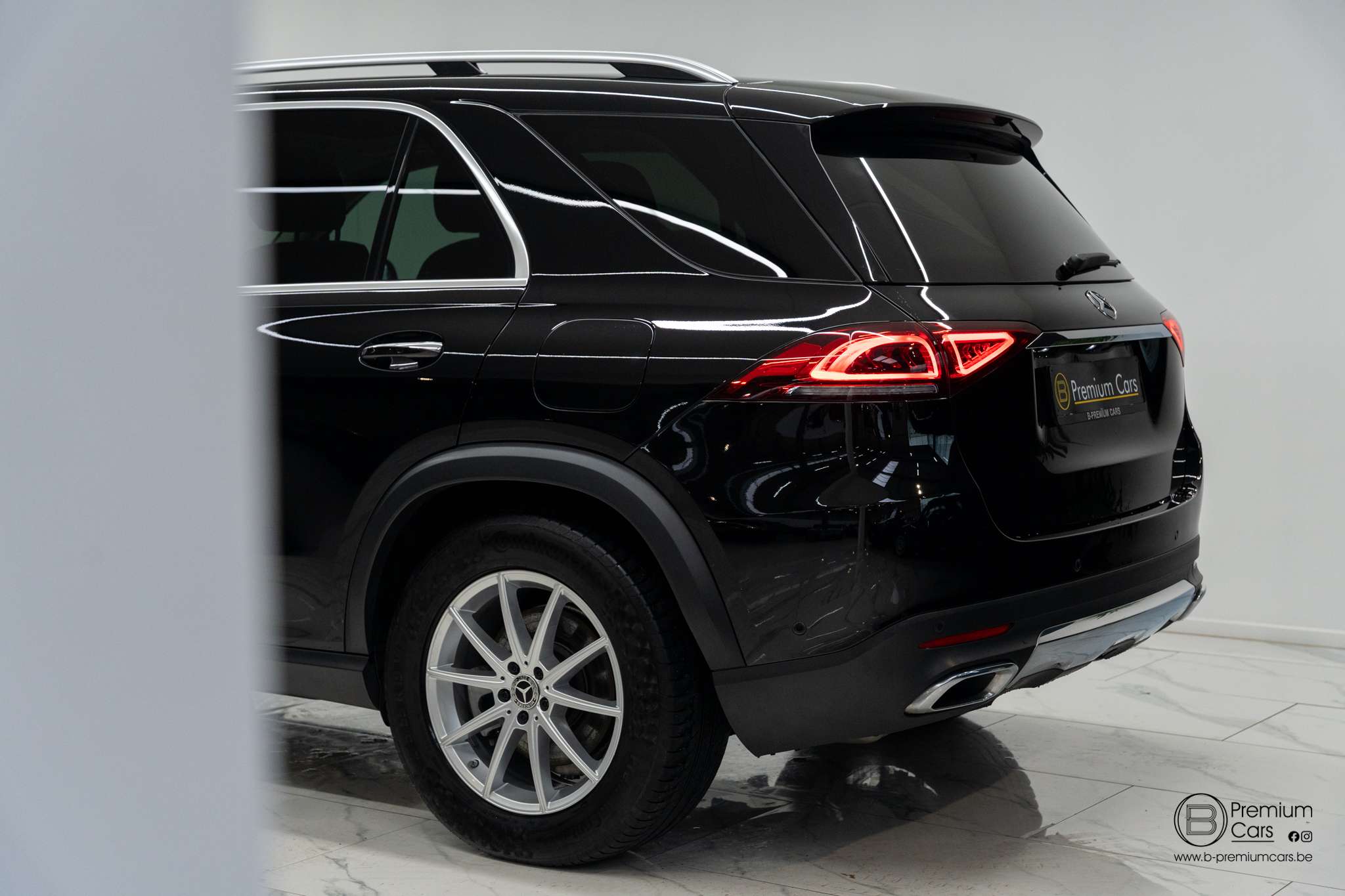 Mercedes-Benz GLE 350 de Luxury line! Full Options! Pano! Keyless! ACC!