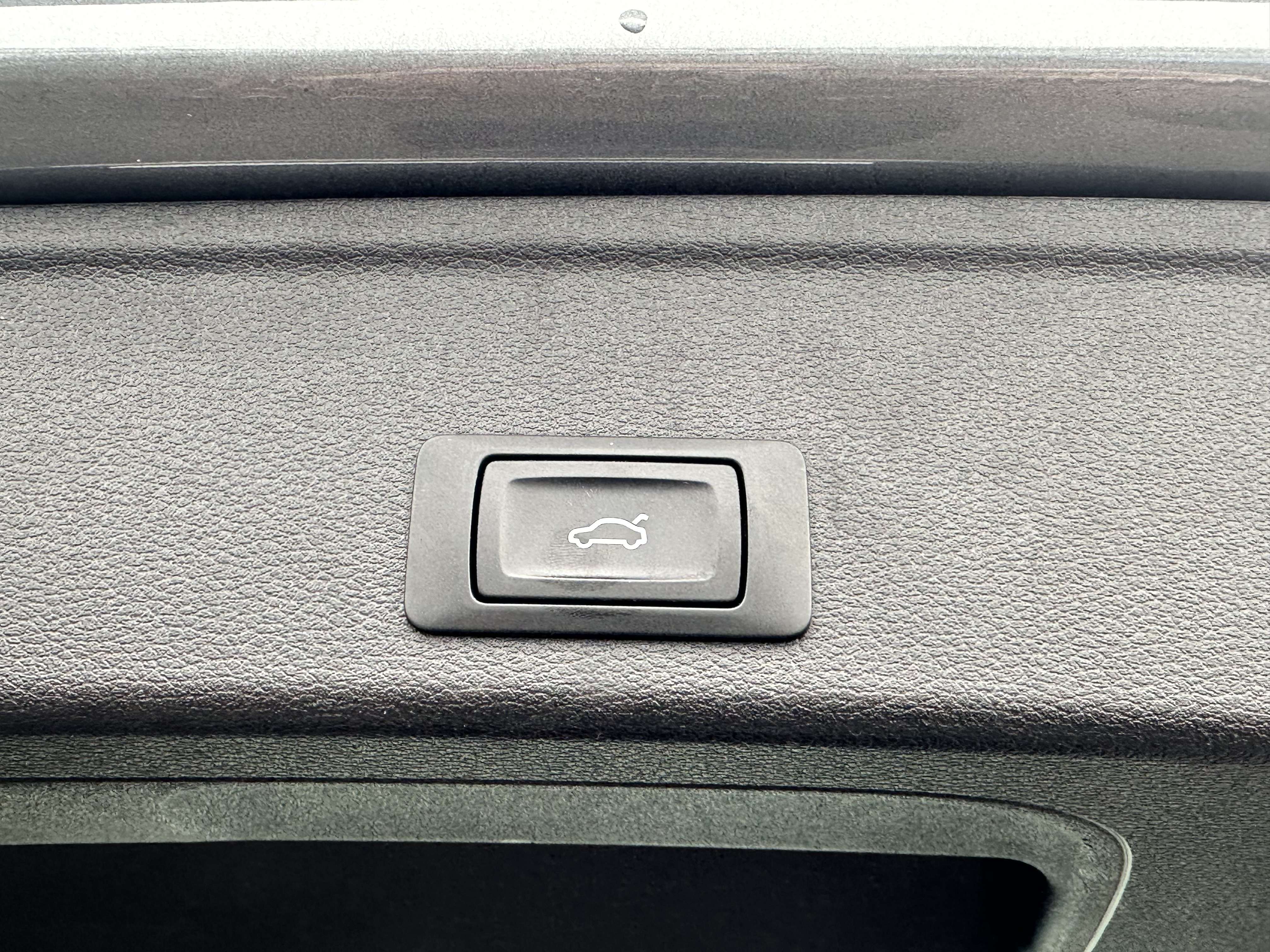 Audi A4 Avant TDi Business Edition S tron