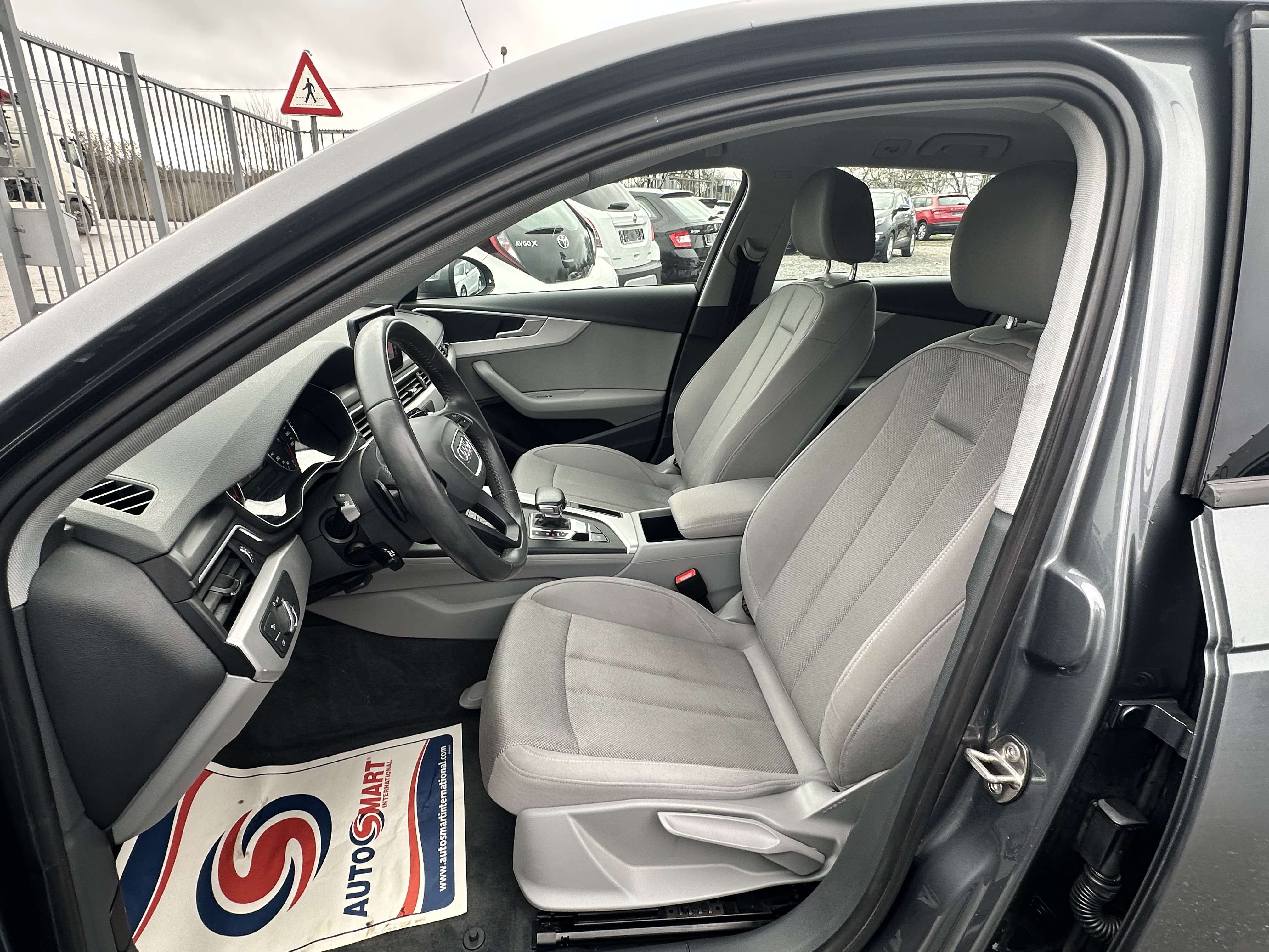 Audi A4 Avant TDi Business Edition S tron