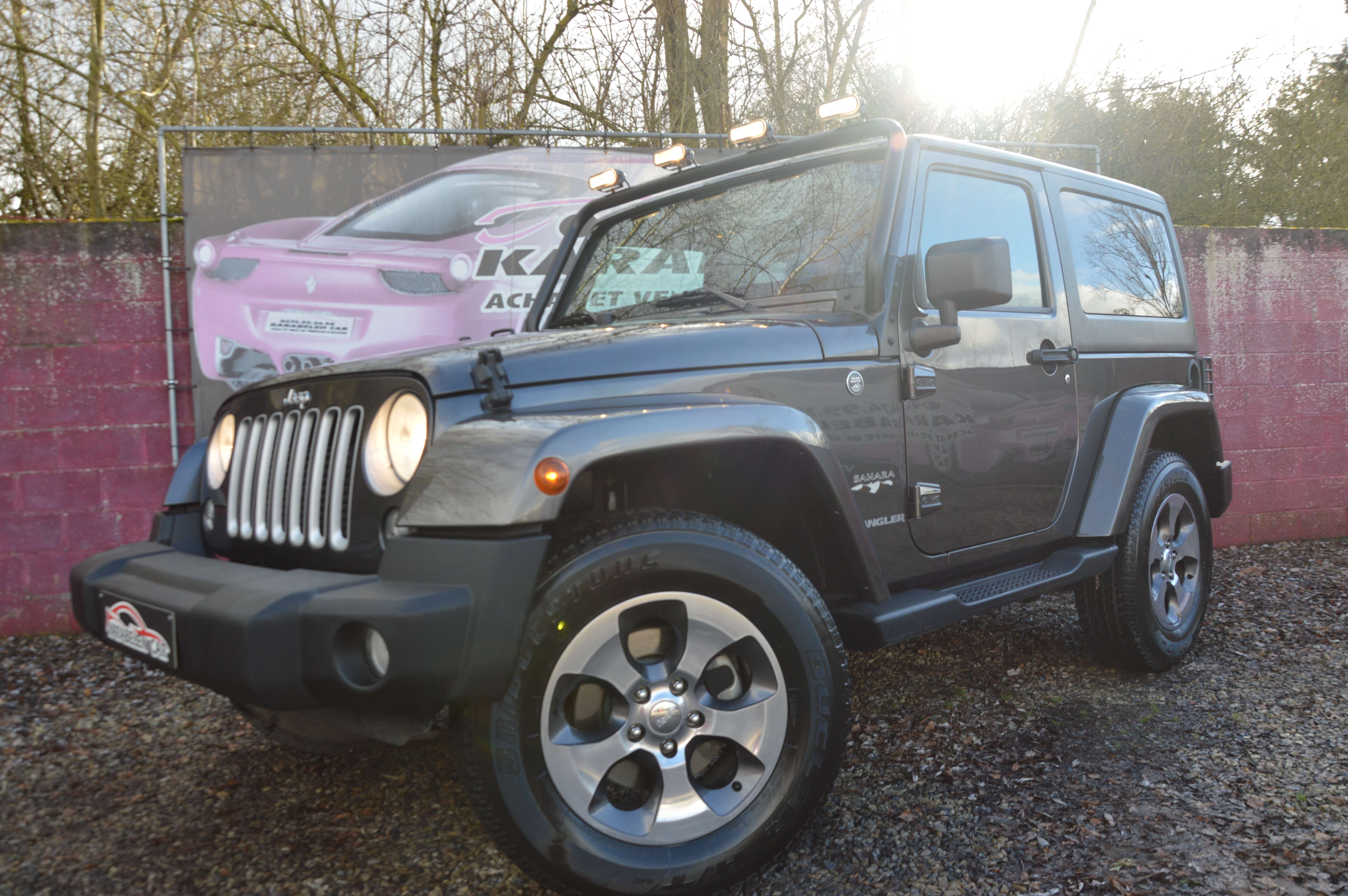 Jeep Wrangler 2.8CRD Sahara FULL CAB BOITE AUT NAV CUIR 31.836KM