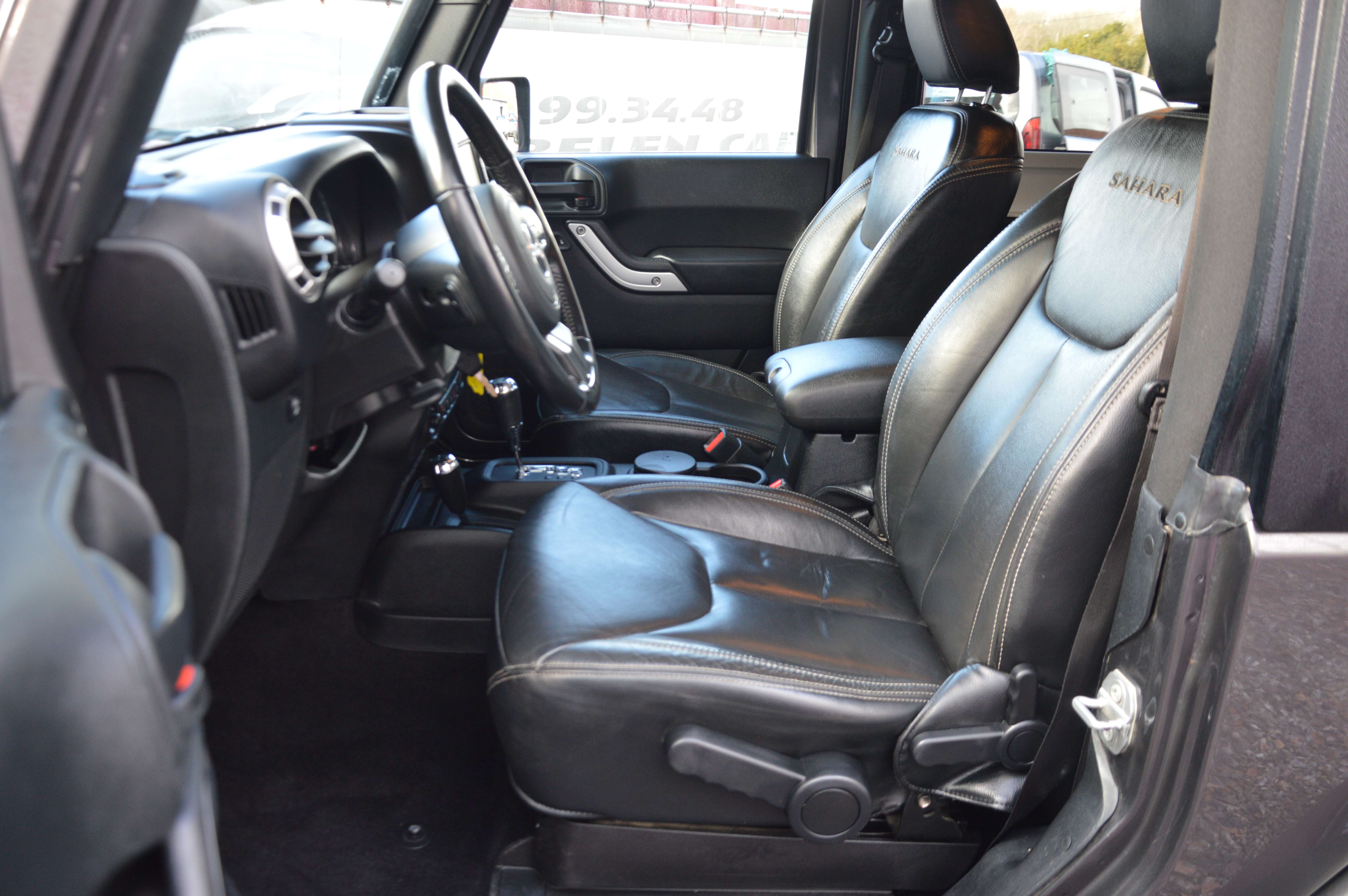 Jeep Wrangler 2.8CRD Sahara FULL CAB BOITE AUT NAV CUIR 31.836KM