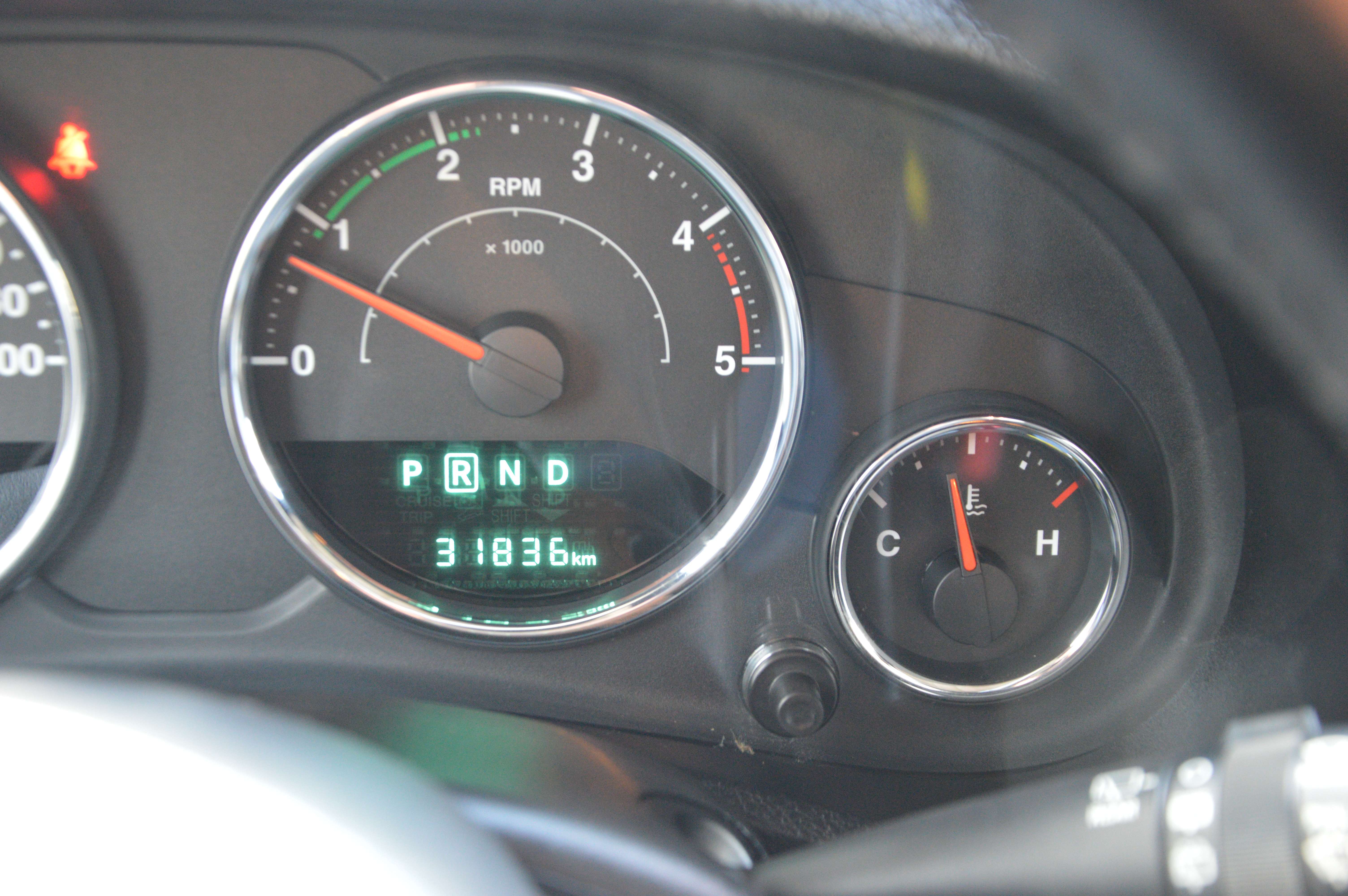 Jeep Wrangler 2.8CRD Sahara FULL CAB BOITE AUT NAV CUIR 31.836KM