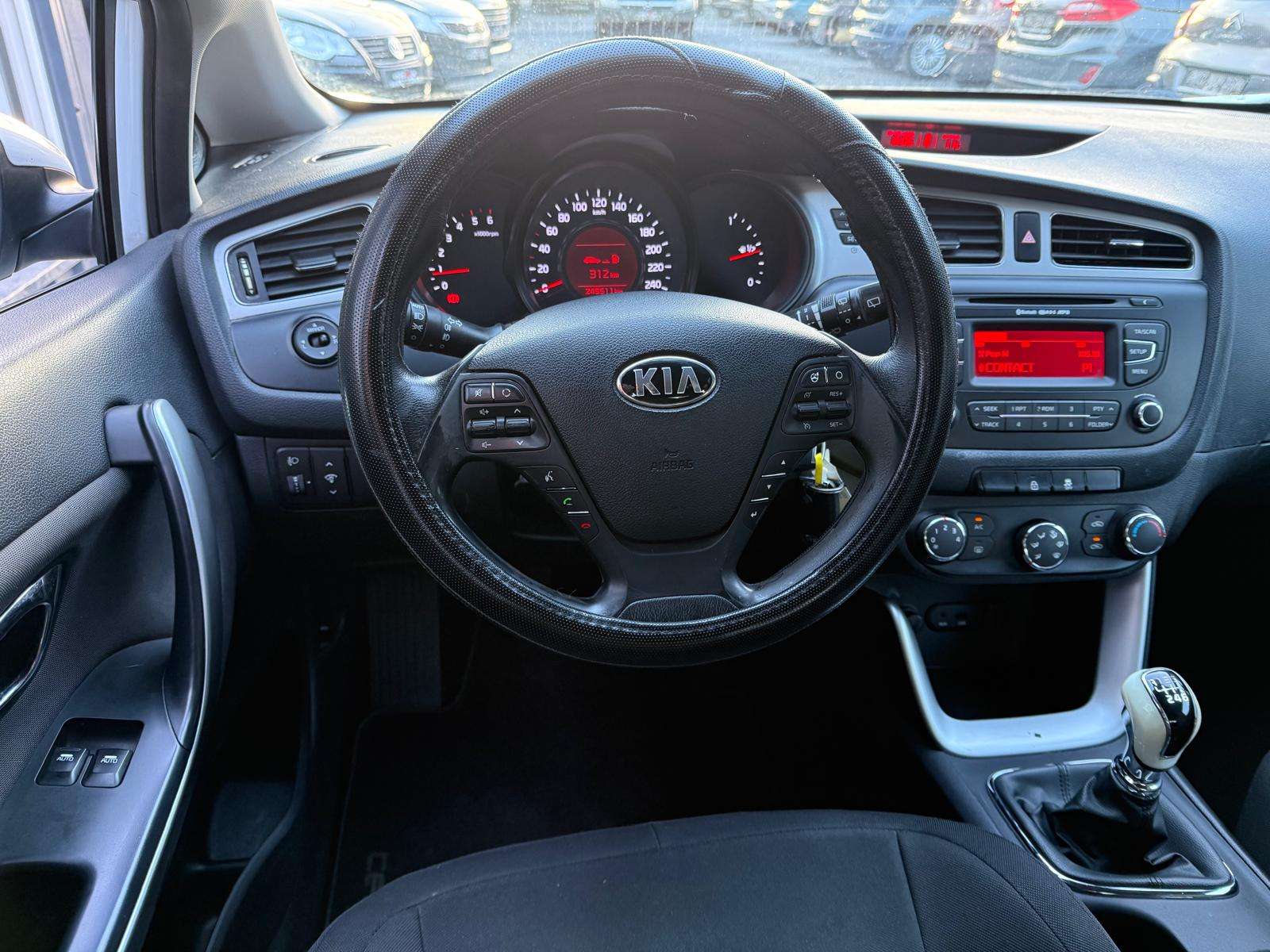 Kia ProCeed / pro_cee'd Pro_Cee'd 1.6 CRDi Mind / Clim / Entretien + CT OK