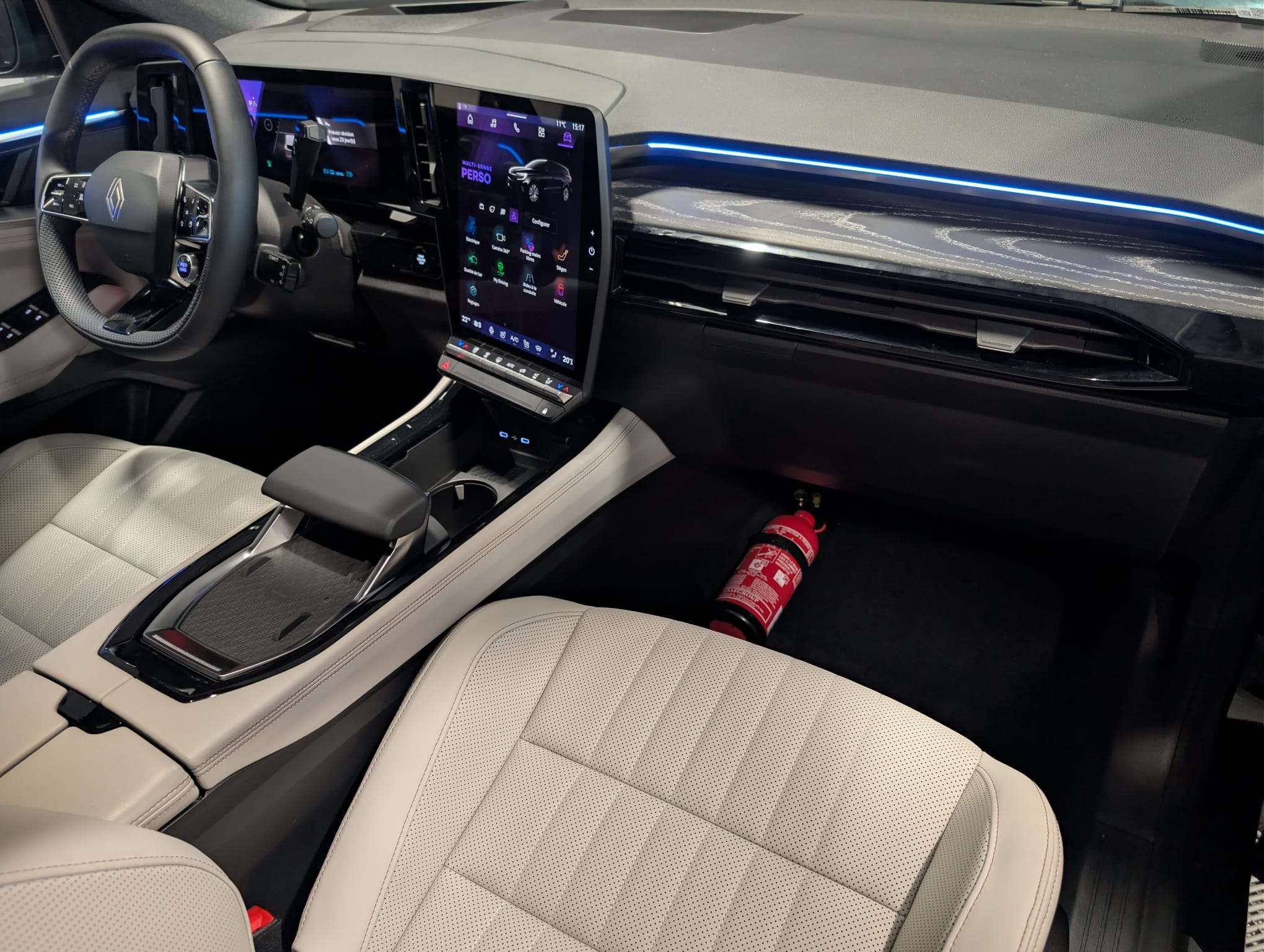 Renault Espace INTENSE — Toit panoramique — HUD — CarPlay — Caméra