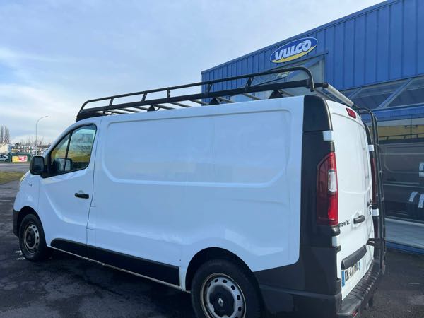 Renault Trafic III (2) CABINE CONFORT L1H1 1000 DCI 95