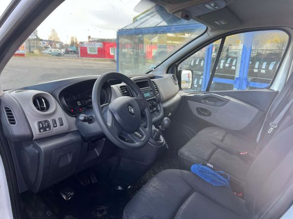 Renault Trafic III (2) CABINE CONFORT L1H1 1000 DCI 95