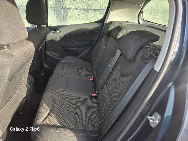 Peugeot 308 (2) 1.6 E-HDI 110 FAP BLUE LION STYLE BMP6 5P