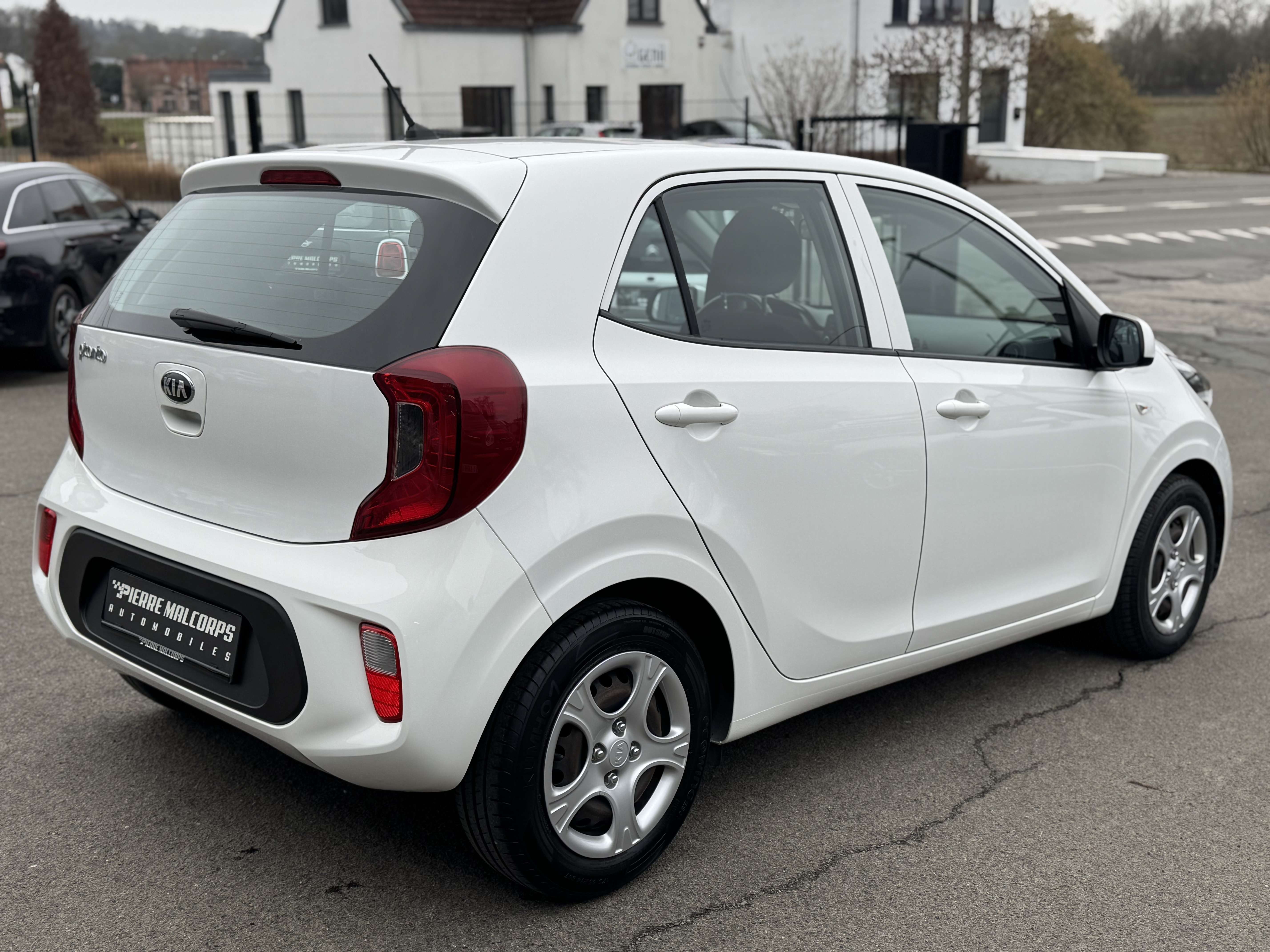 Kia Picanto 1.0i Easy / BLUETOOTH / AIRCO / RADIO / EURO 6