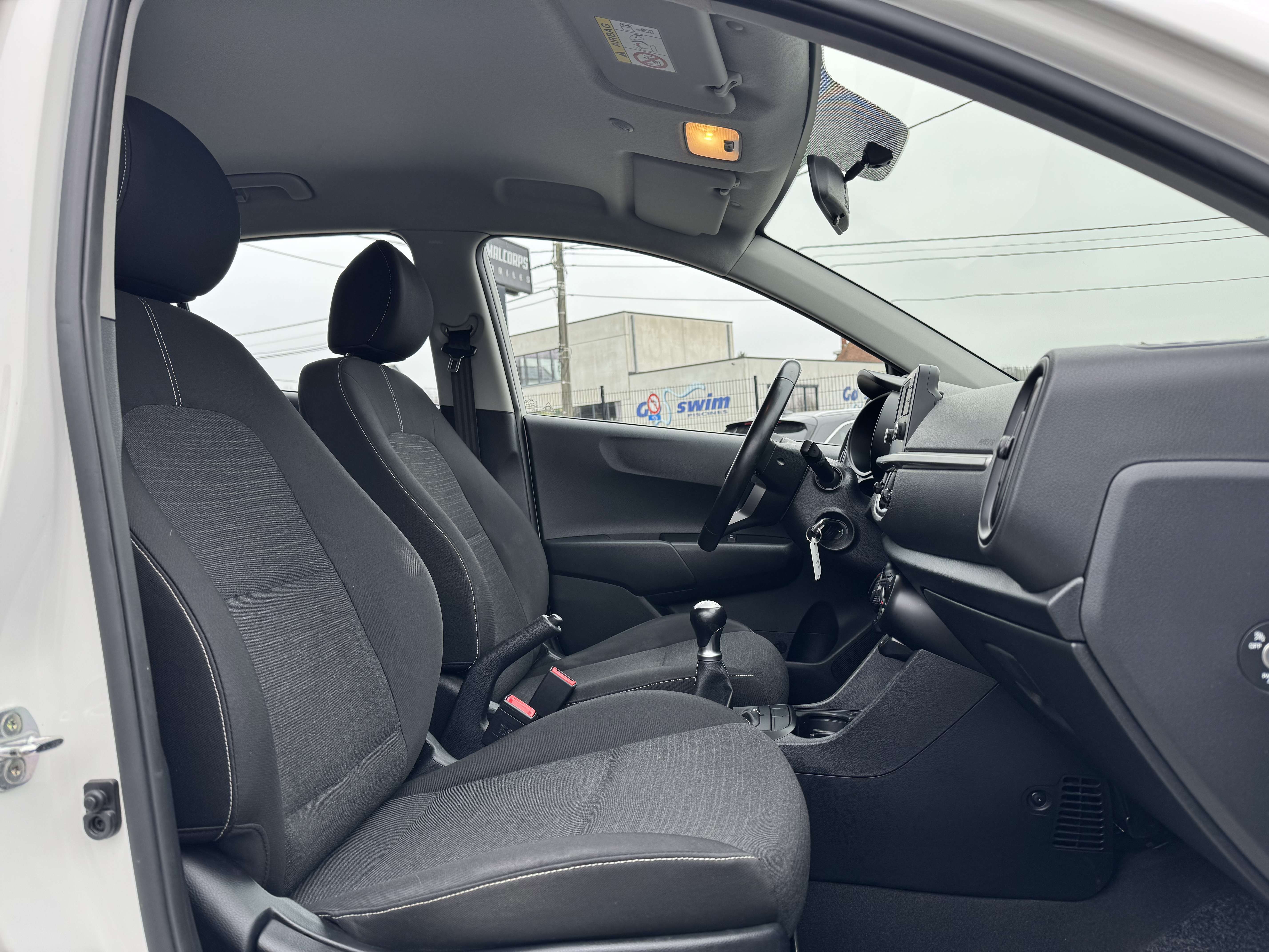 Kia Picanto 1.0i Easy / BLUETOOTH / AIRCO / RADIO / EURO 6