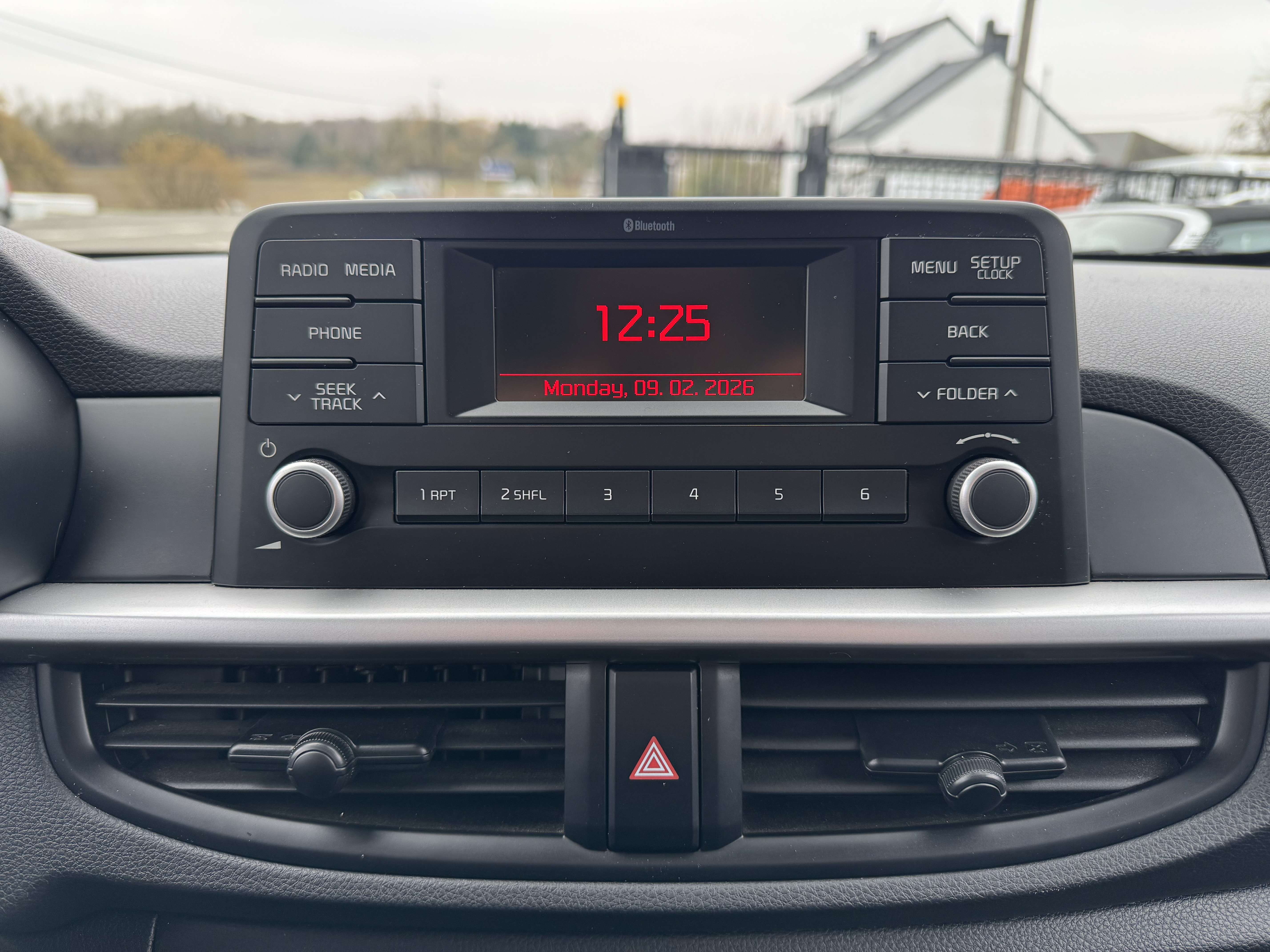 Kia Picanto 1.0i Easy / BLUETOOTH / AIRCO / RADIO / EURO 6