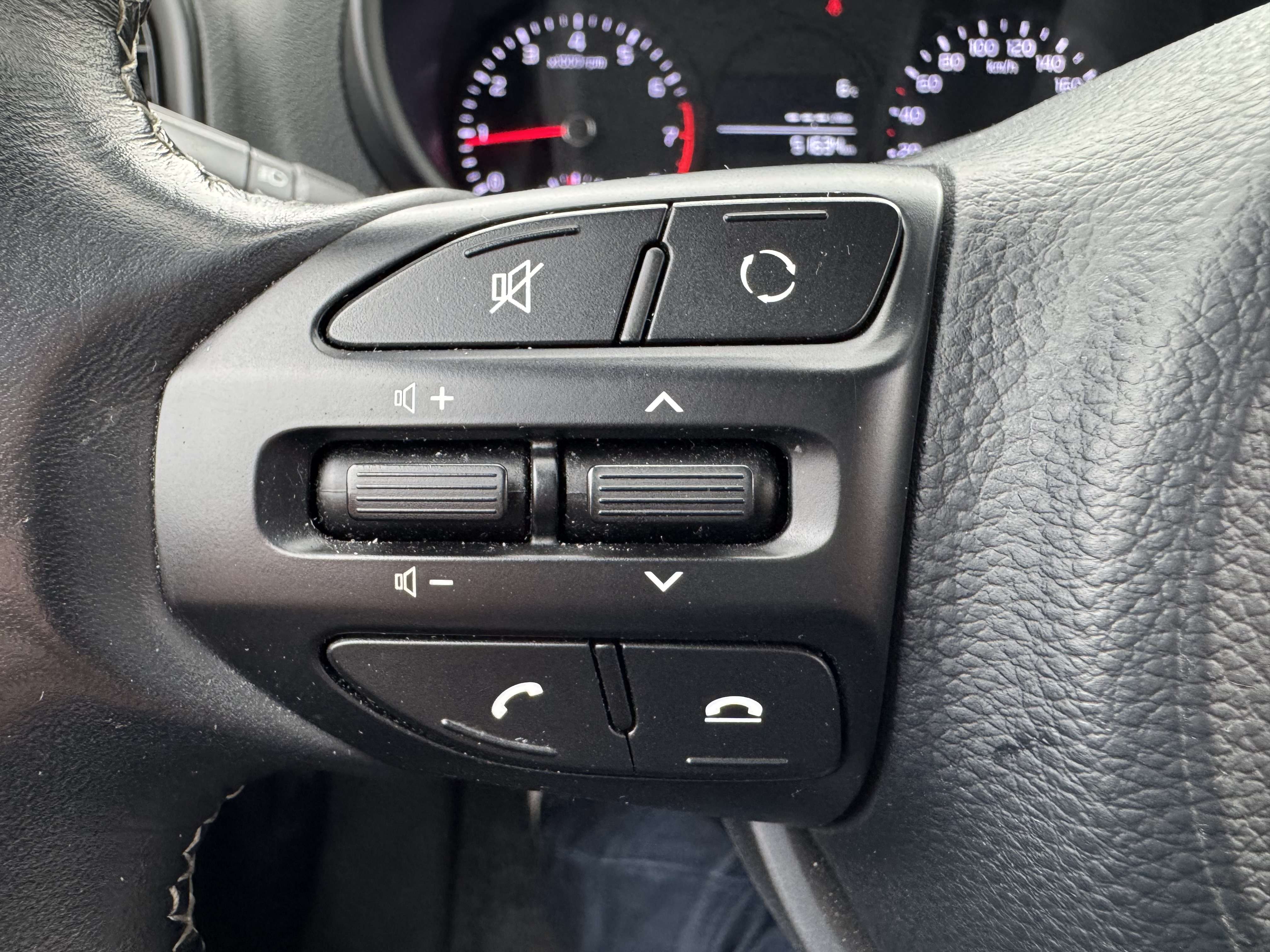 Kia Picanto 1.0i Easy / BLUETOOTH / AIRCO / RADIO / EURO 6