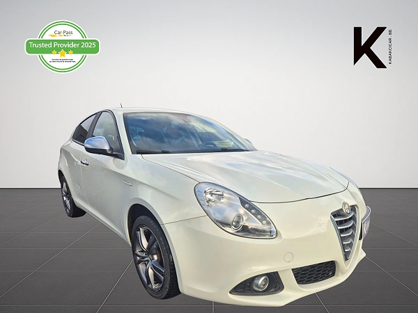 Alfa Romeo Giulietta 1.4 TB Distinctive//ECRAN//USB//GARANTIE 12 MOIS