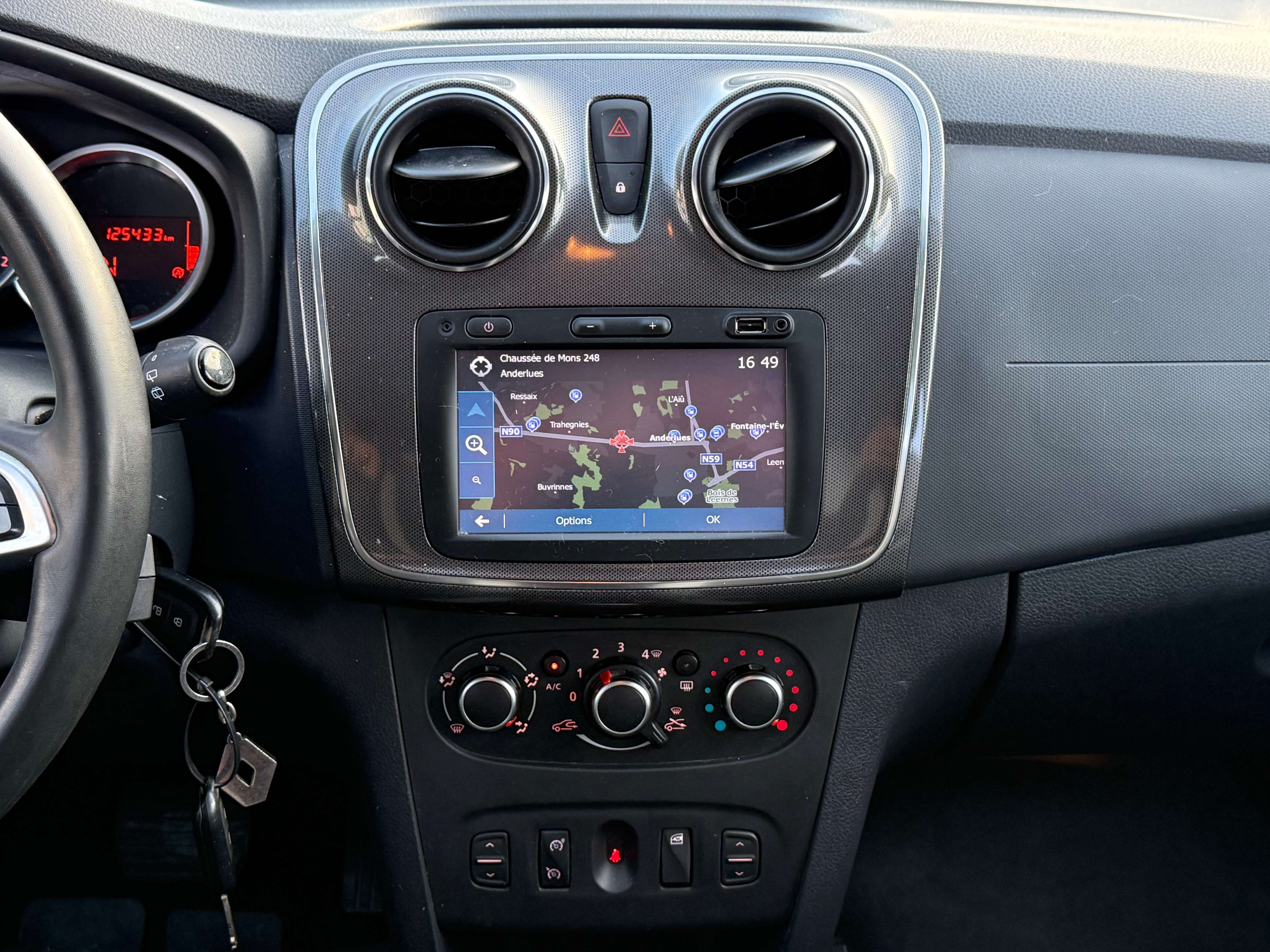 Dacia Sandero 1.5 dCi Sandero  Stepway - Automatique - Navigatio