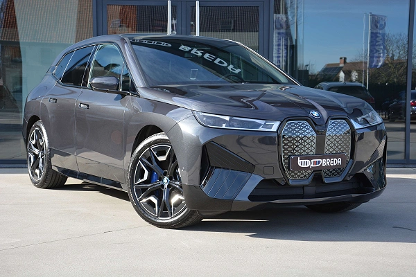 BMW iX xDrive50 M-Sport/Skylounge/Softclose/Massage/ACC