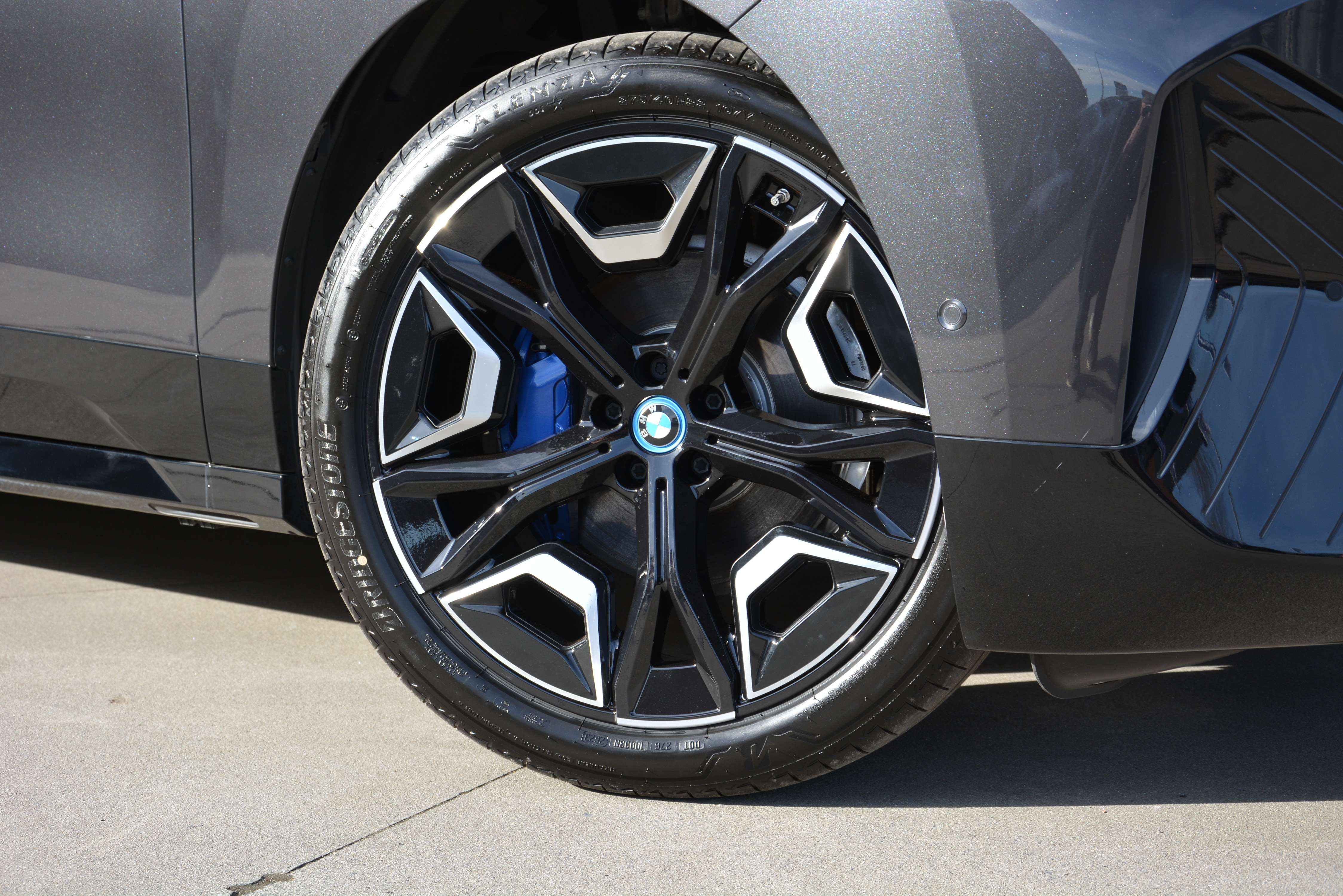 BMW iX xDrive50 M-Sport/Skylounge/Softclose/Massage/ACC