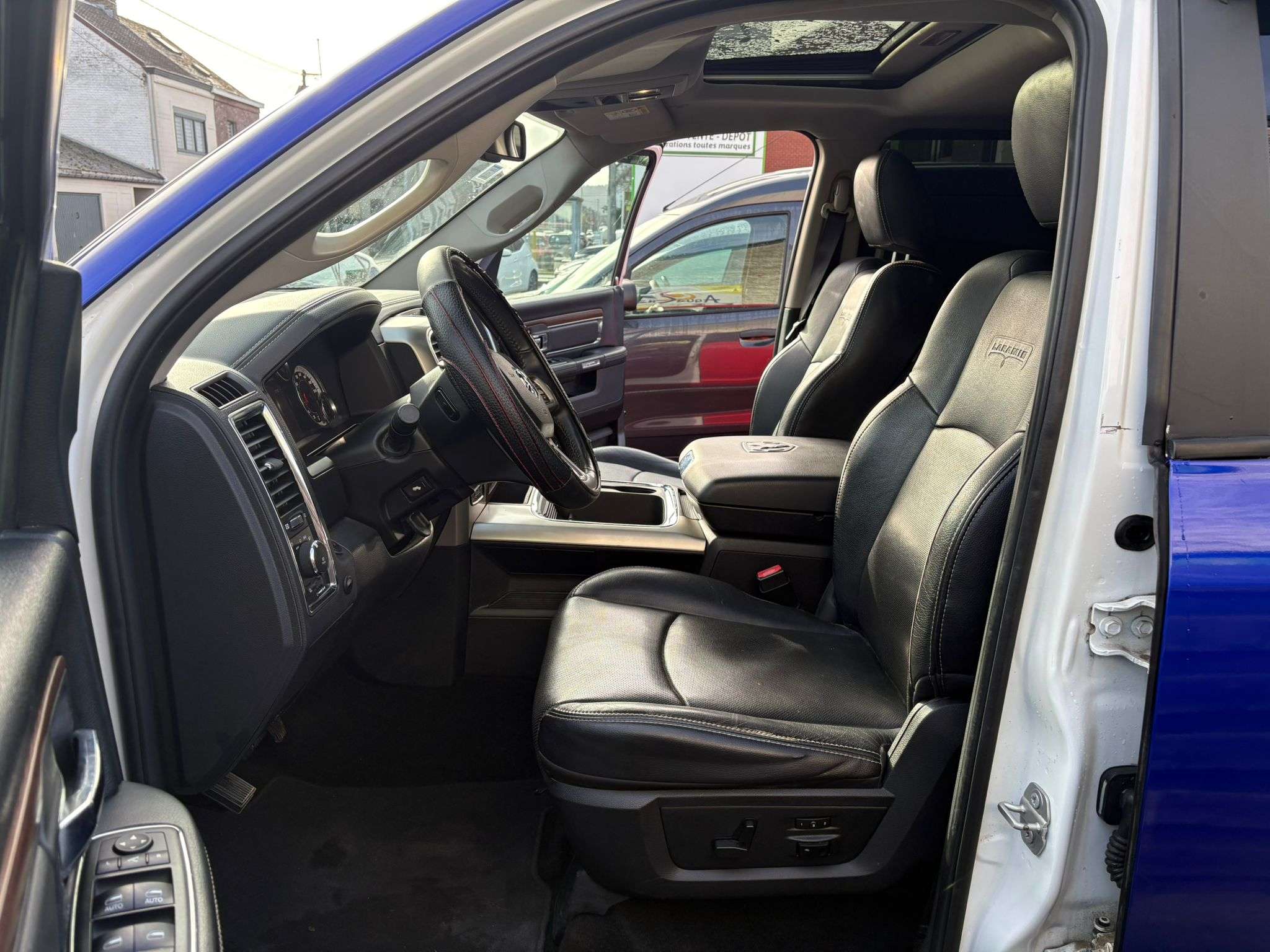 Dodge RAM HEMI//CAMERA//CUIR/CRUISE//XENON// LPG //