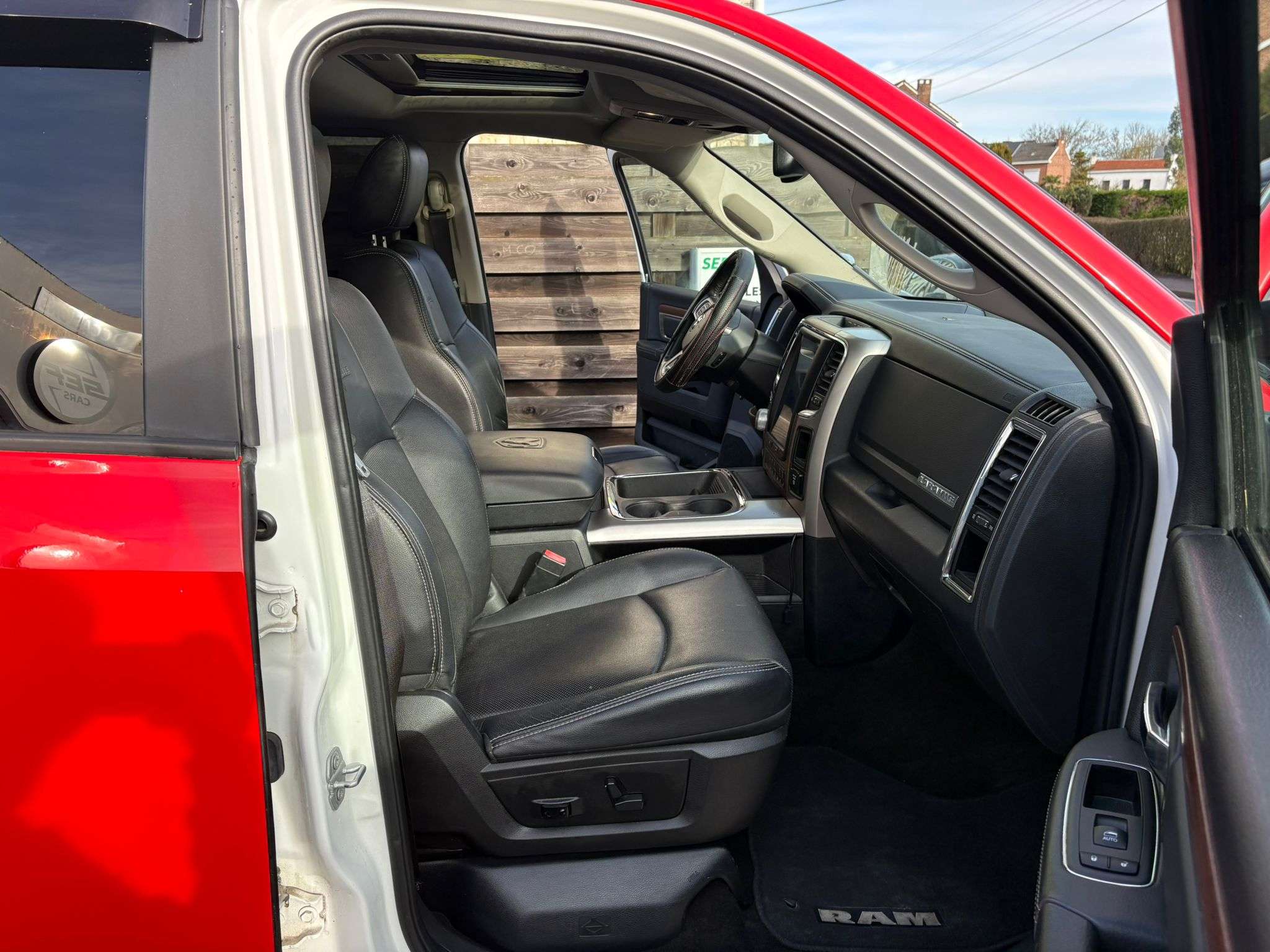 Dodge RAM HEMI//CAMERA//CUIR/CRUISE//XENON// LPG //