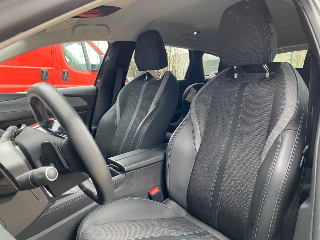 Peugeot 308 PureTech 130ch SS EAT8 Allure Pack - Suivi Peugeot 2022 62 000 km Garantie