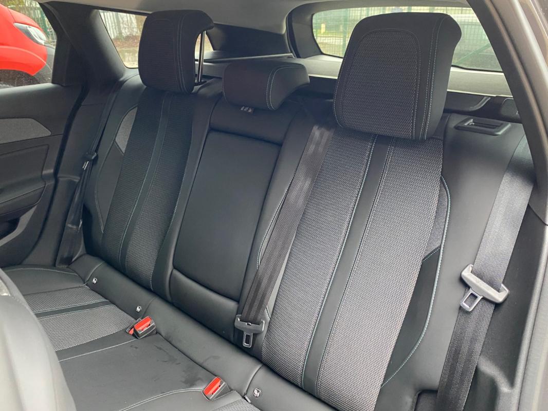 Peugeot 308 PureTech 130ch SS EAT8 Allure Pack - Suivi Peugeot 2022 62 000 km Garantie