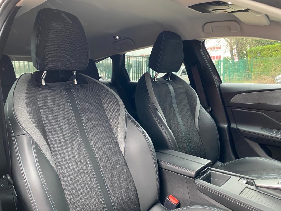 Peugeot 308 PureTech 130ch SS EAT8 Allure Pack - Suivi Peugeot 2022 62 000 km Garantie