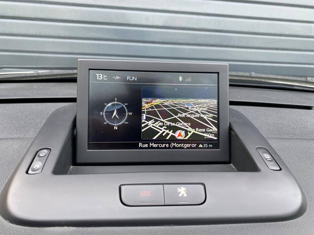 Peugeot 3008 1.6 HDi110 FAP Féline