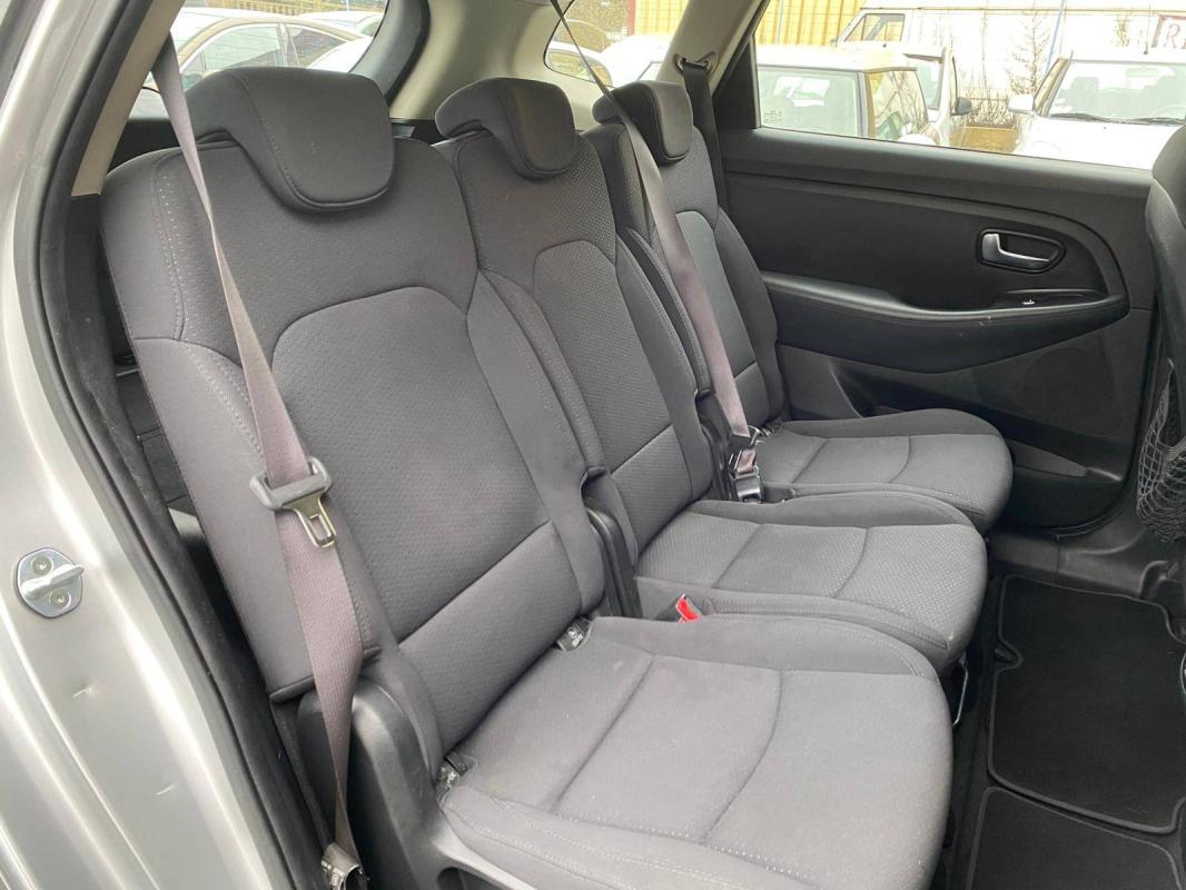 Kia Carens III 1.7 CRDi 115ch Style 5 places