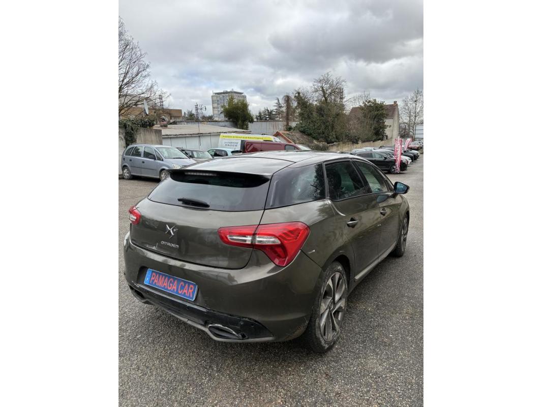 Ds 5 Hybrid4 2.0 HDi 16V FAP - 160 BV ETG6 + Electric 37ch BERLINE Sport Chic PHASE 1