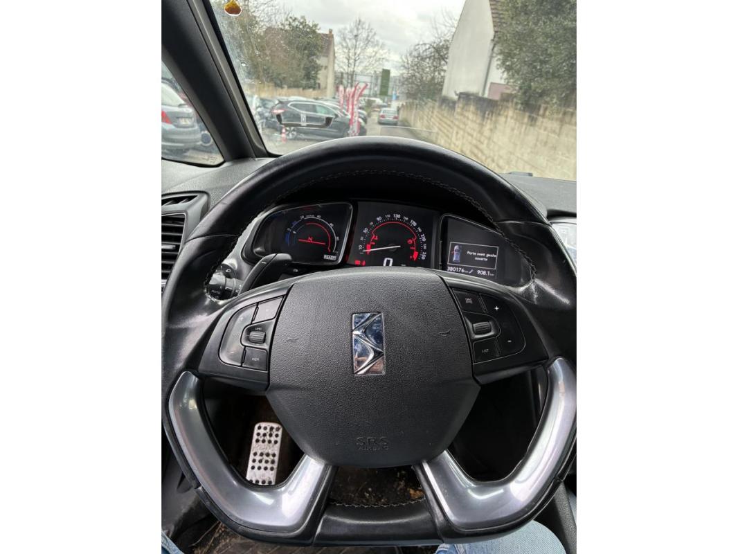 Ds 5 Hybrid4 2.0 HDi 16V FAP - 160 BV ETG6 + Electric 37ch BERLINE Sport Chic PHASE 1