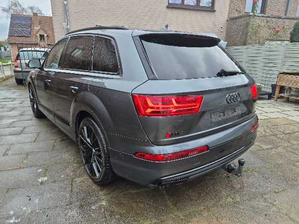 Audi Q7 3.0 TDi Etron SQ7