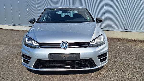 Volkswagen Golf VII 2.0 TSI 300 R 4MOTION