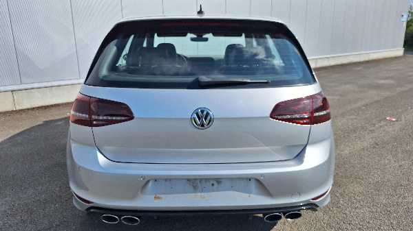 Volkswagen Golf VII 2.0 TSI 300 R 4MOTION