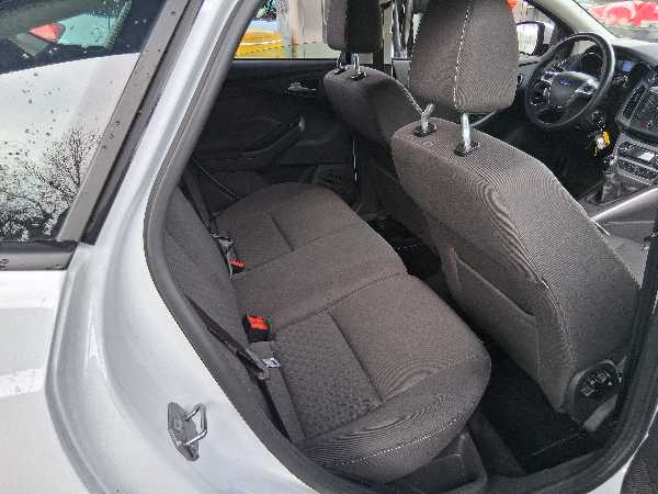 Ford Focus III (2) 1.0 ECOBOOST 100 S&amp;S TITANIUM 5P