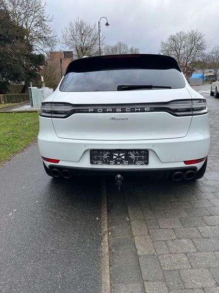 Porsche Macan 2.0 pack chrono