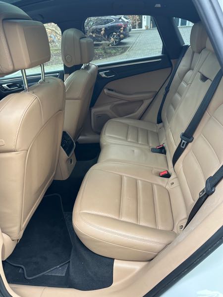 Porsche Macan 2.0 pack chrono